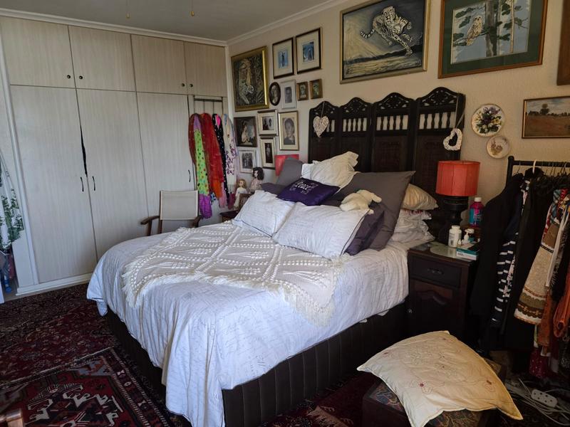 2 Bedroom Property for Sale in Sea Point Western Cape